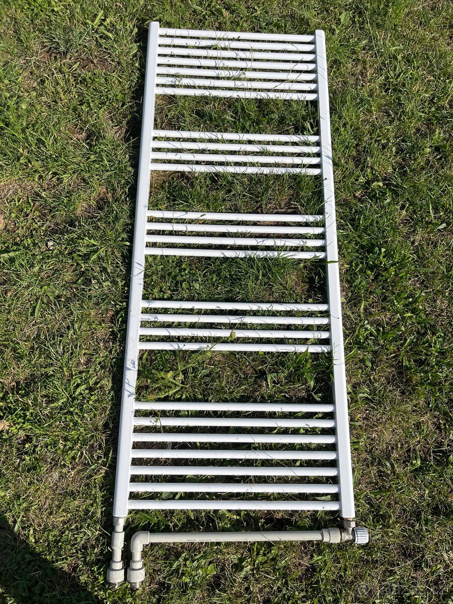 Topný žebřík do koupelny