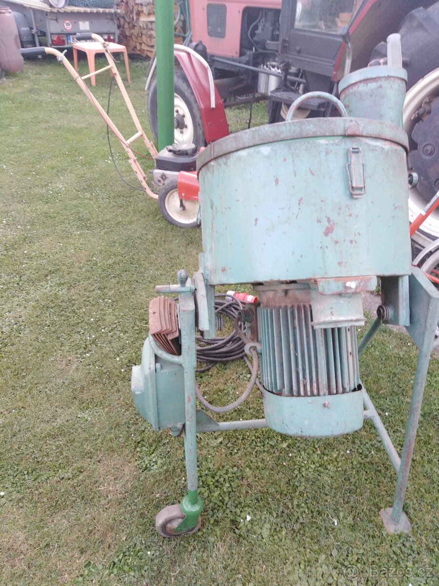 Šrotovník - rotační