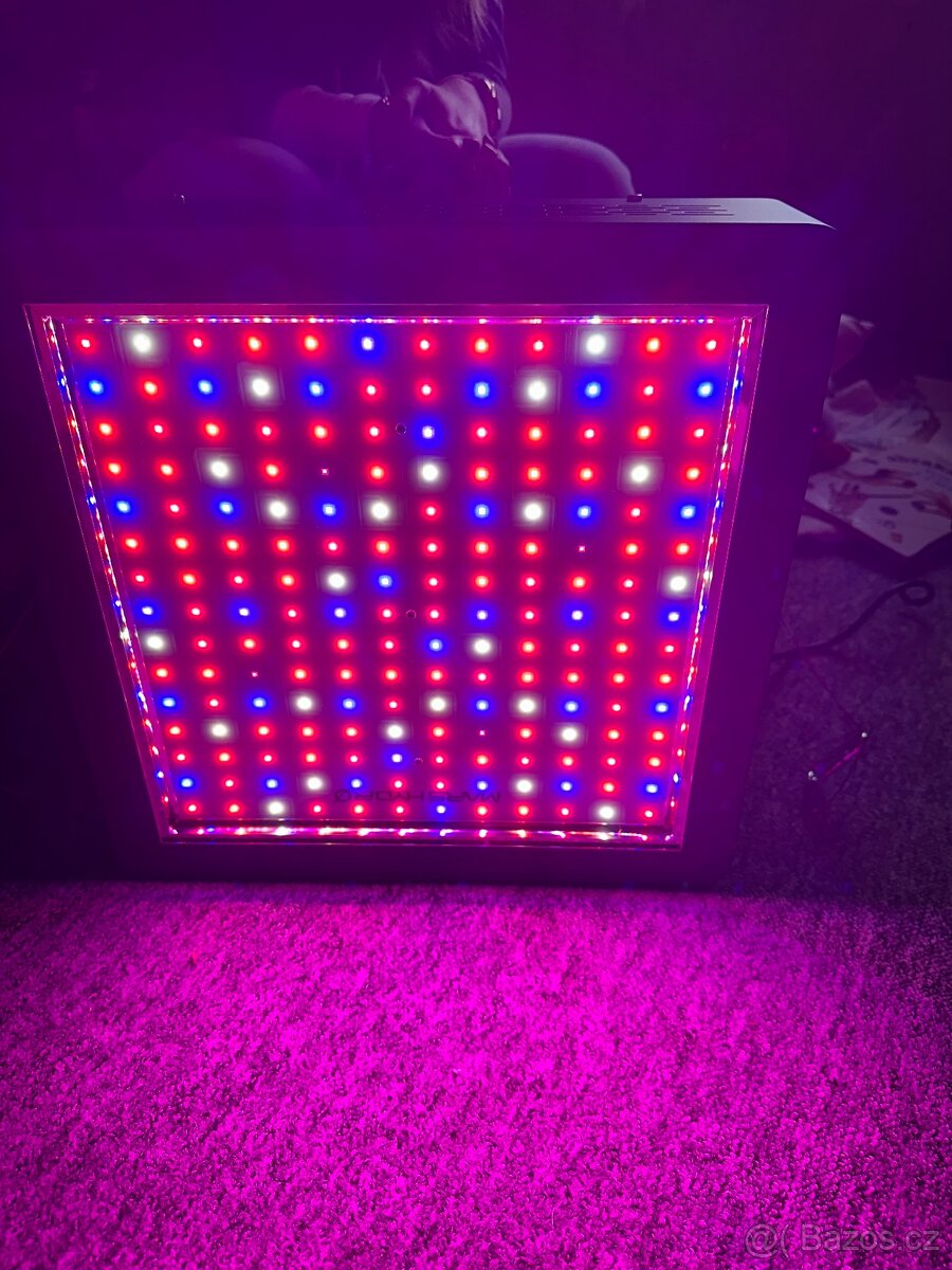 Prodám kompletní grow box na pěstování zeleniny