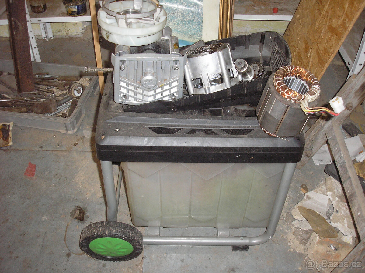 štěpkovač drtič   florabest   FLH 2800  díly