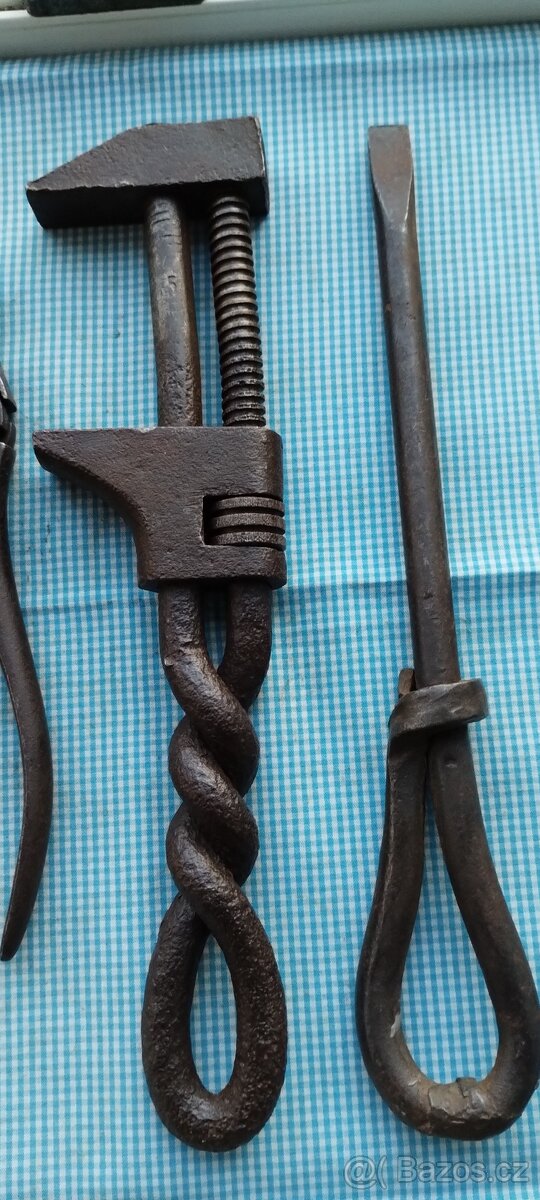 starožitné nářadí,všechno funkční