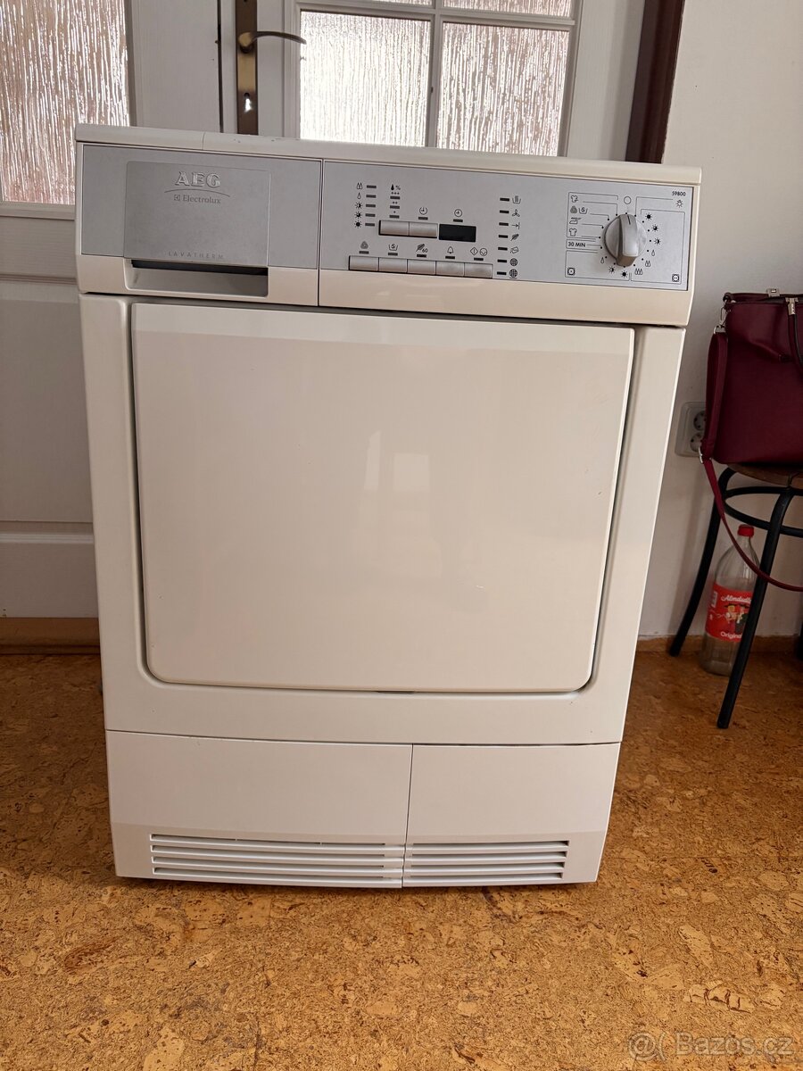 Sušička prádla AEG Lavatherm 59800