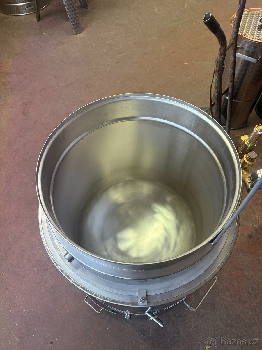 Kotel na zabijačku dvouplášť 130L