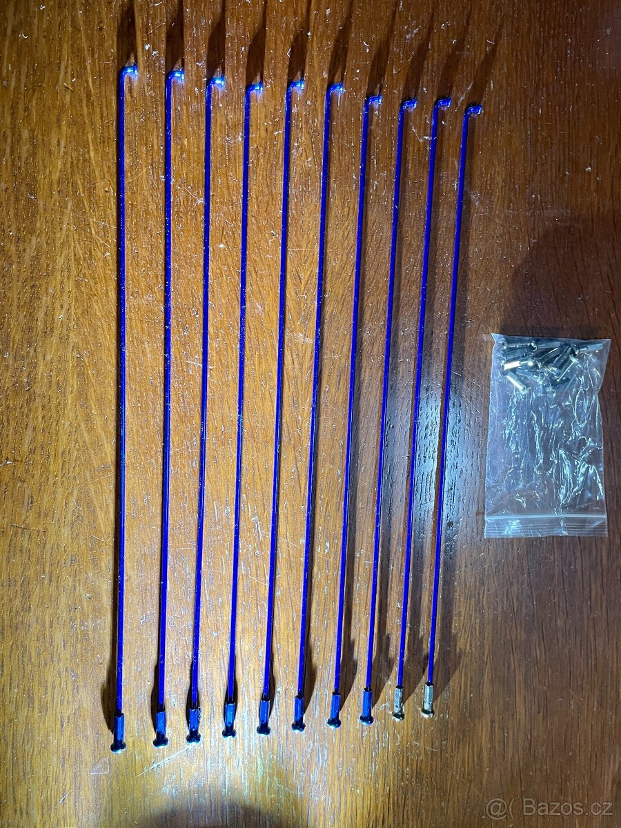 Výplet do kola 26" modrý