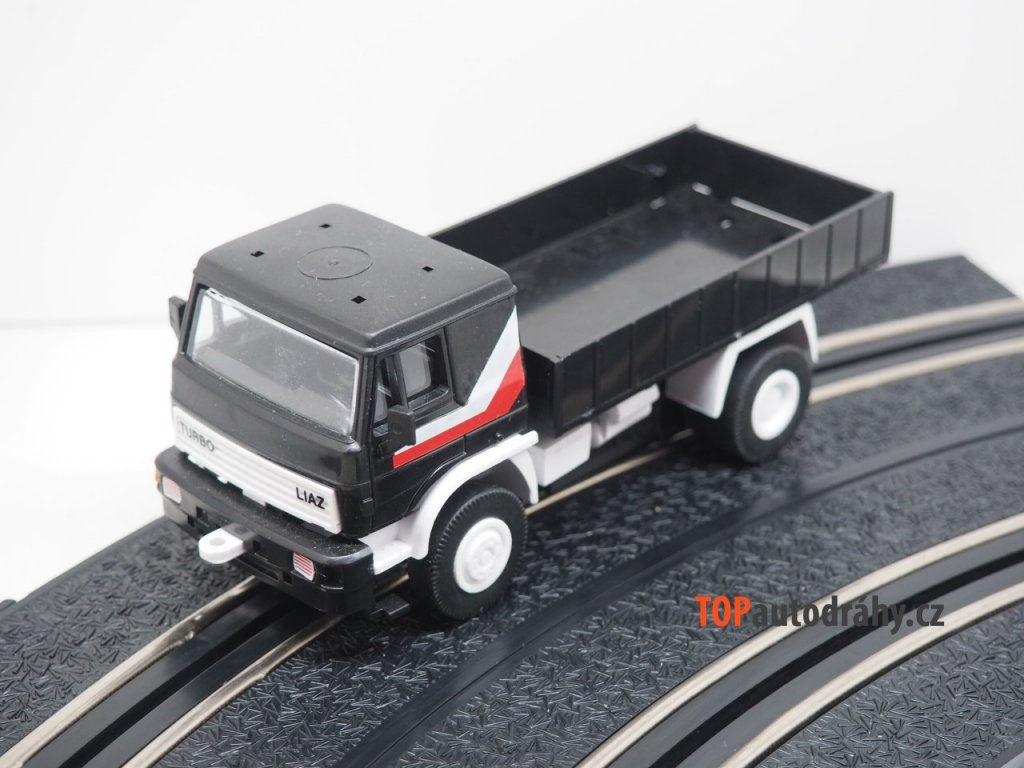 Autíčka na autodráhu Ites , Carrera evolution, scalextric