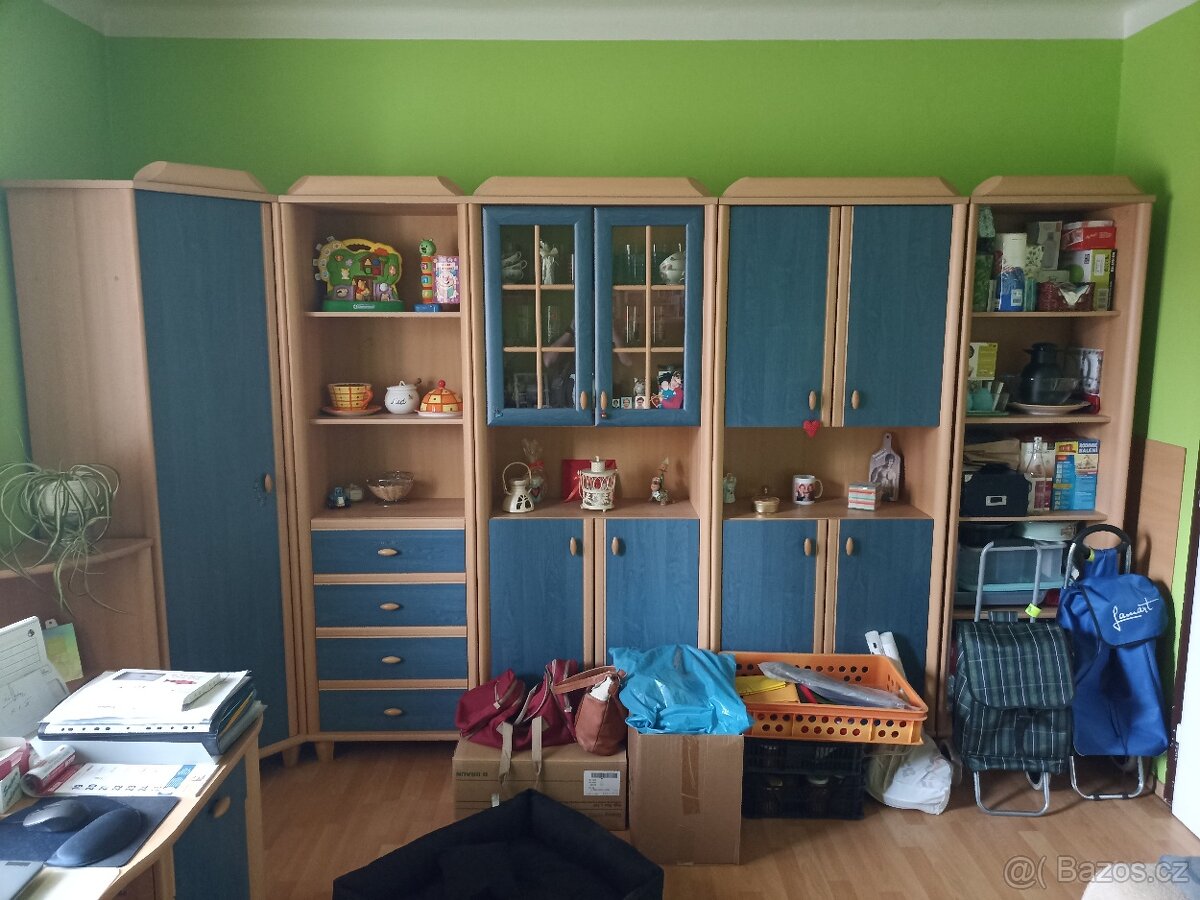 Obyvací stěna