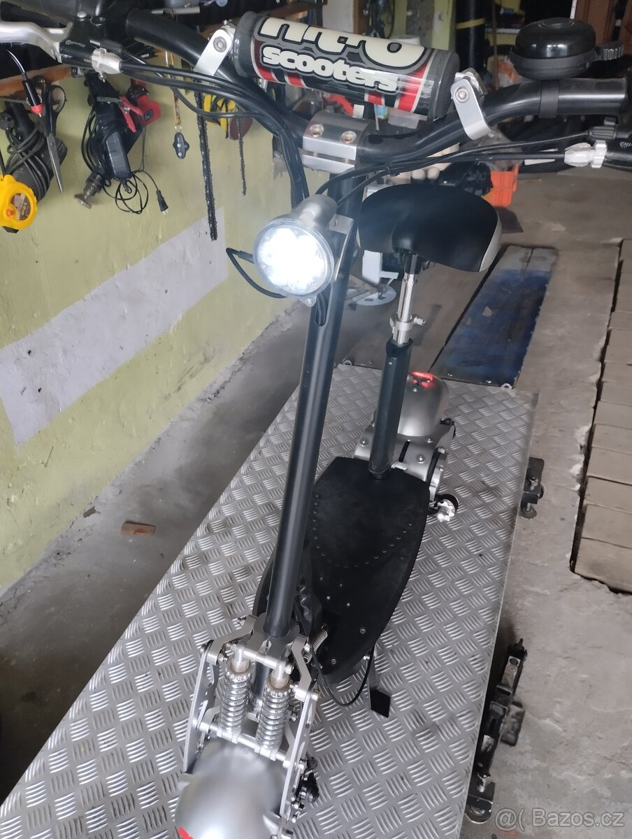 ELEKTROKOLOBĚŽKA NITRO motor 1000W 2x jízdní režim