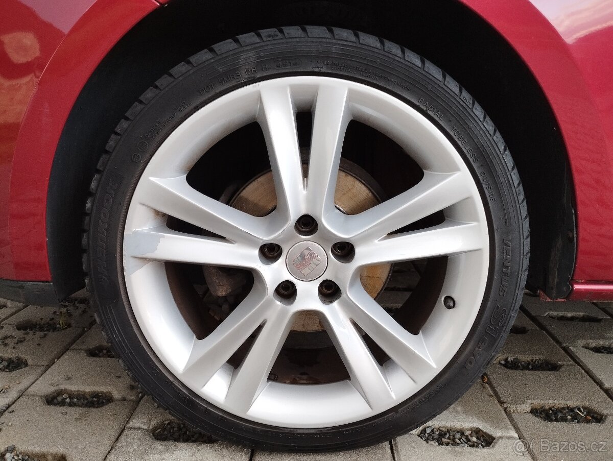 Alu disky 7J x 17 et43 rozteč 5x100 + pneu