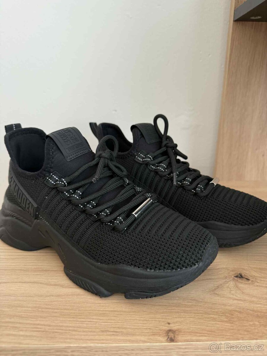 Tenisky Steve Madden, velikost 38.