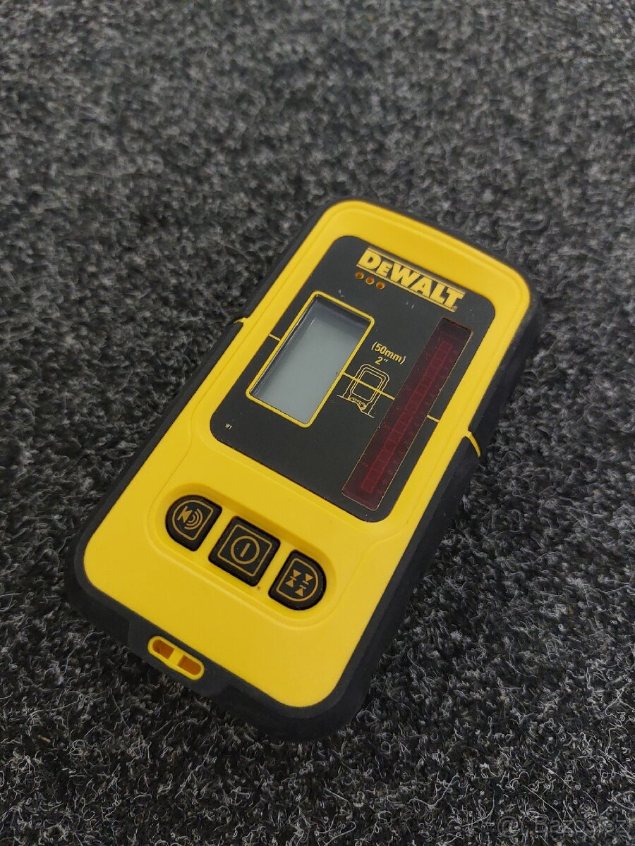 Laserový detektor Dewalt
