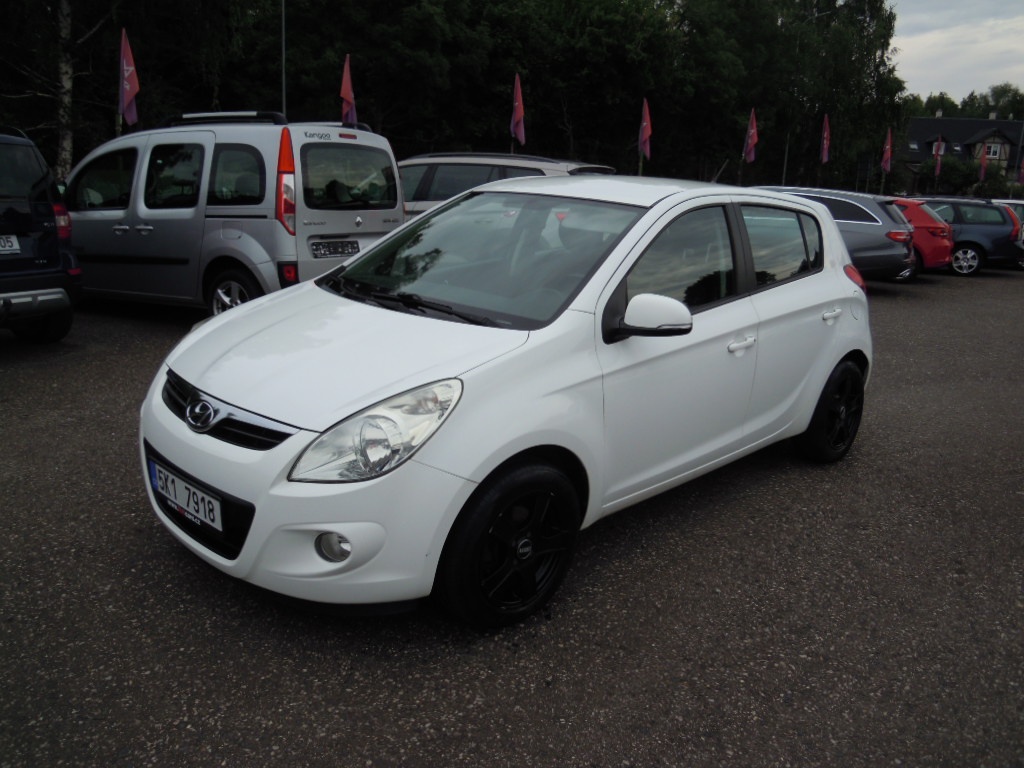 Hyundai i20 1.25i 57kw/77hp) r.v.3/2012