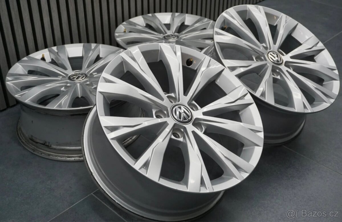 ORIGINALNÍ ALU KOLA VW TIGUAN R17