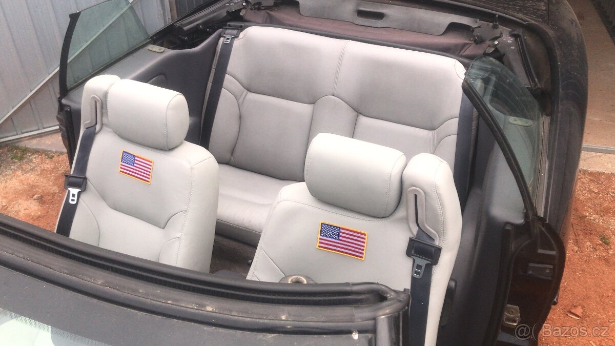 Chrysler stratus