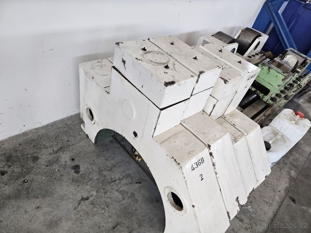 Lunety k soustruhům