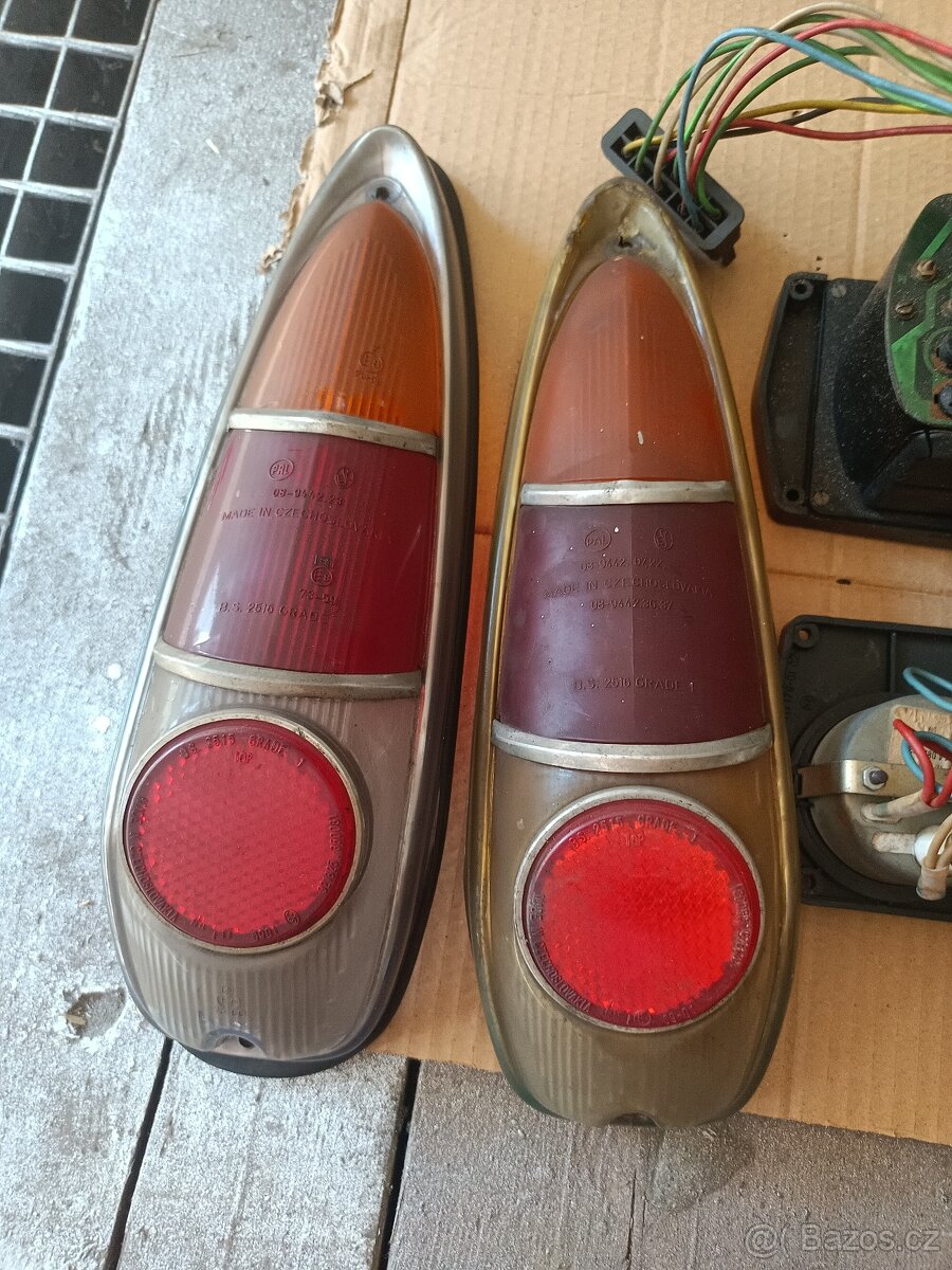 Světla Škoda 1000 MB, 1203