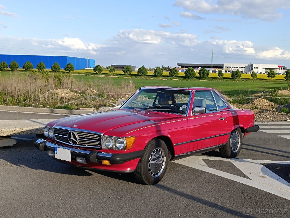 Mercedes-Benz 560 SL, R107, 1987