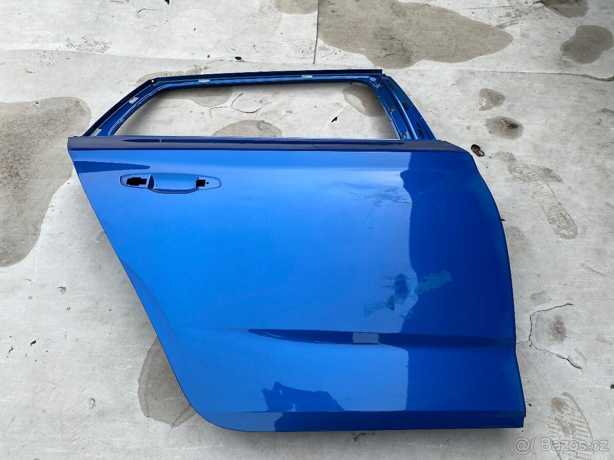 ŠKODA SCALA 2019->> DVEŘE PRAVÉ ZADNÍ