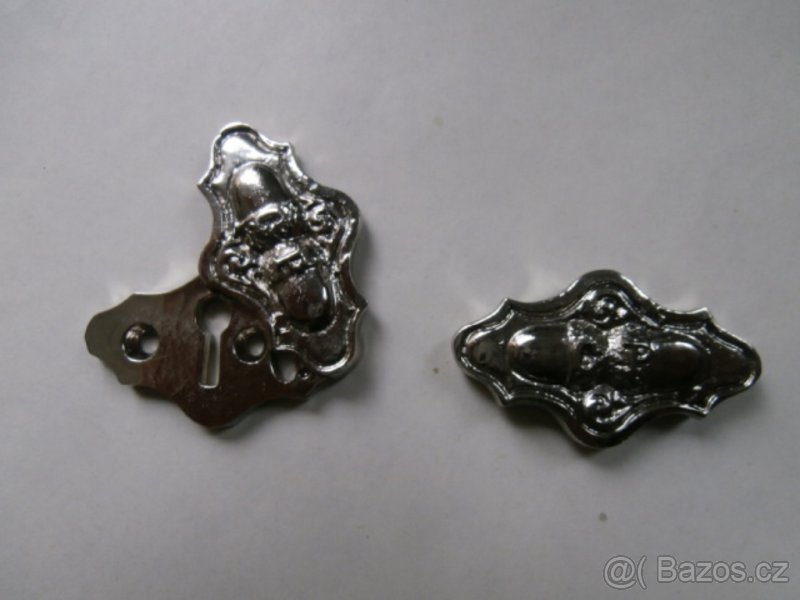 Trezor starožitný Popelka krytky zámku replika za 500 kč