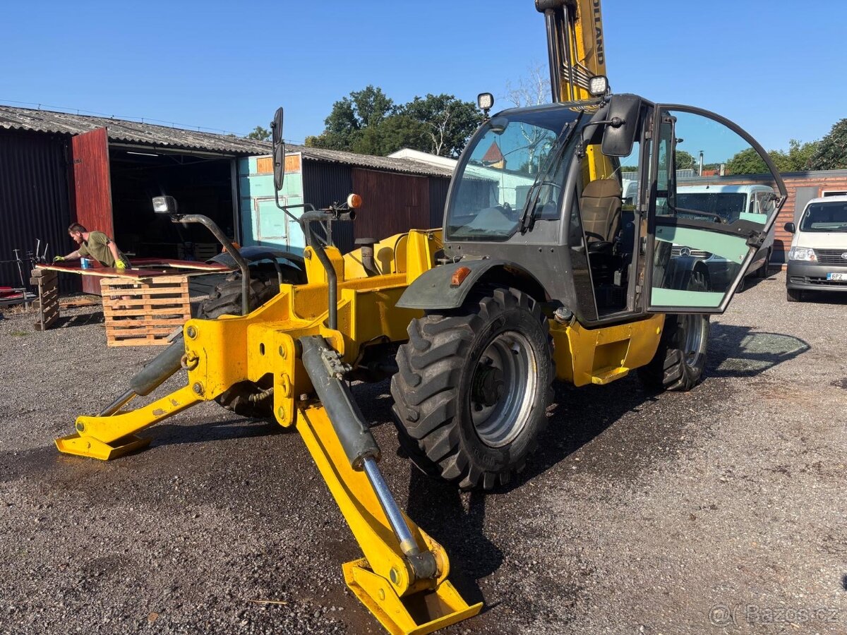 Prodám Teleskopický Nakladač New Holland