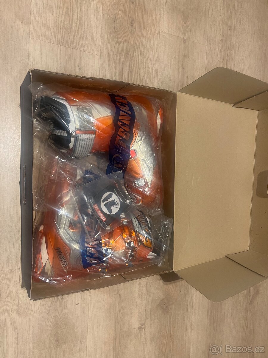 LYŽAŘSKÉ BOTY TECNICA DRAGON 120 HIPERFIT