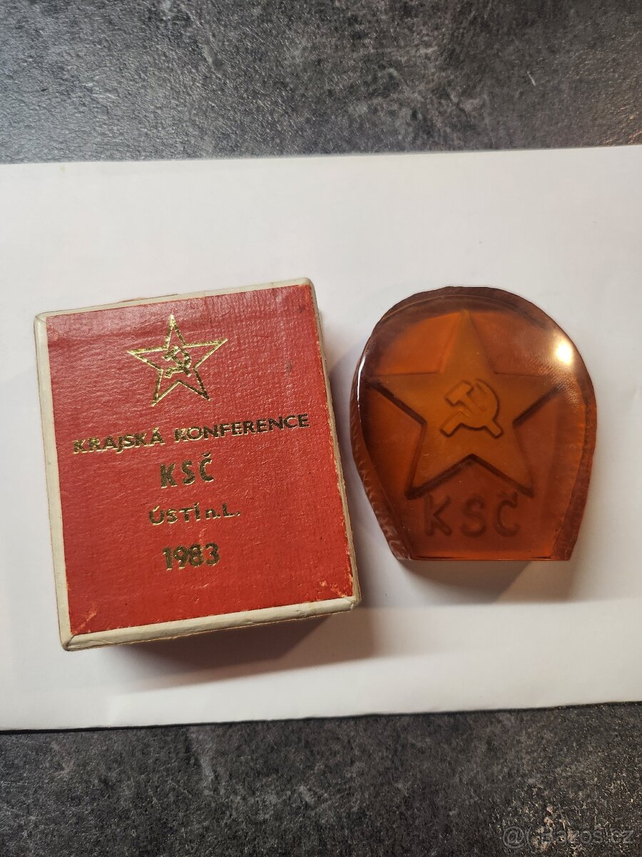 SKLENĚNÉ TĚŽÍTKO KSČ