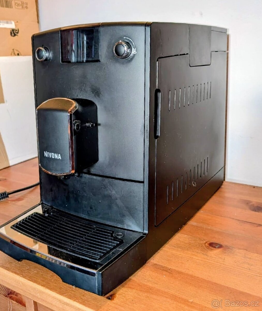 Kávovar Nivona NICR 690
