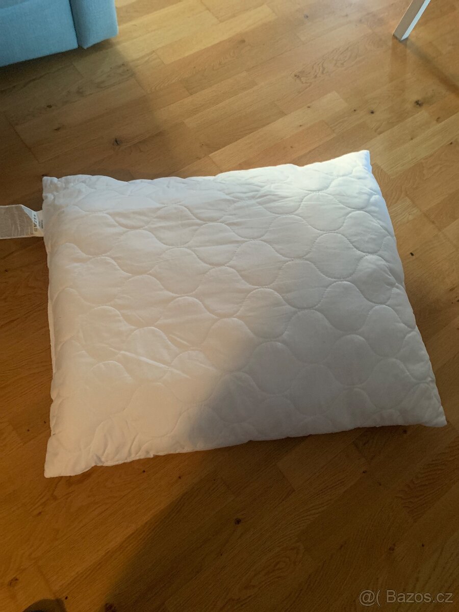 Prošívané polštáře 2kusy