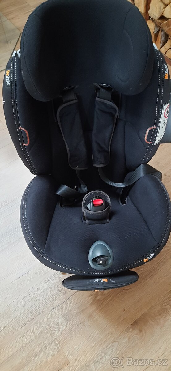 Be Safe izi combi x4 isofix