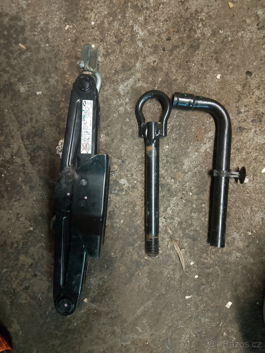 dacia lodgy hever,tazne oko,klic na kola