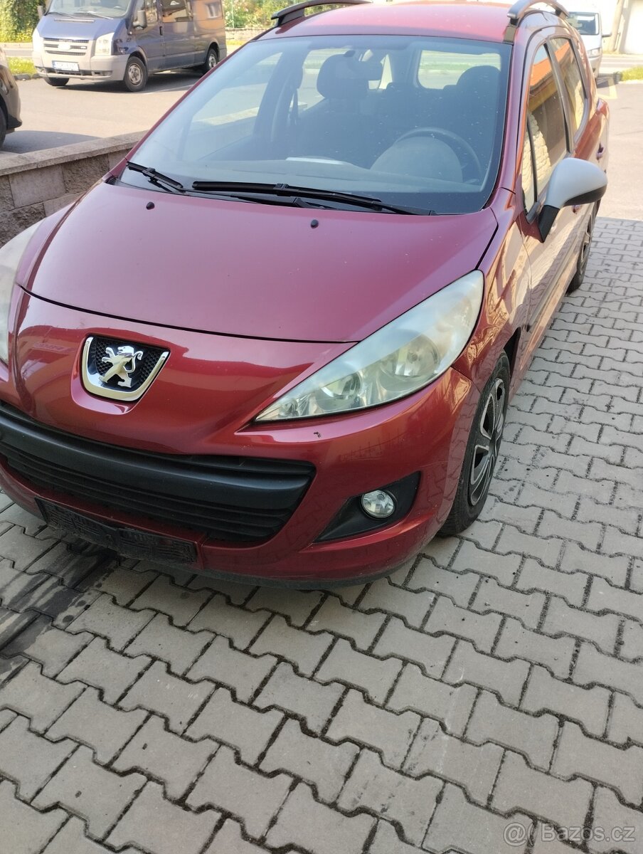 Peugeot 207 SW 1.4i 70kw- 2010-náhradní díly