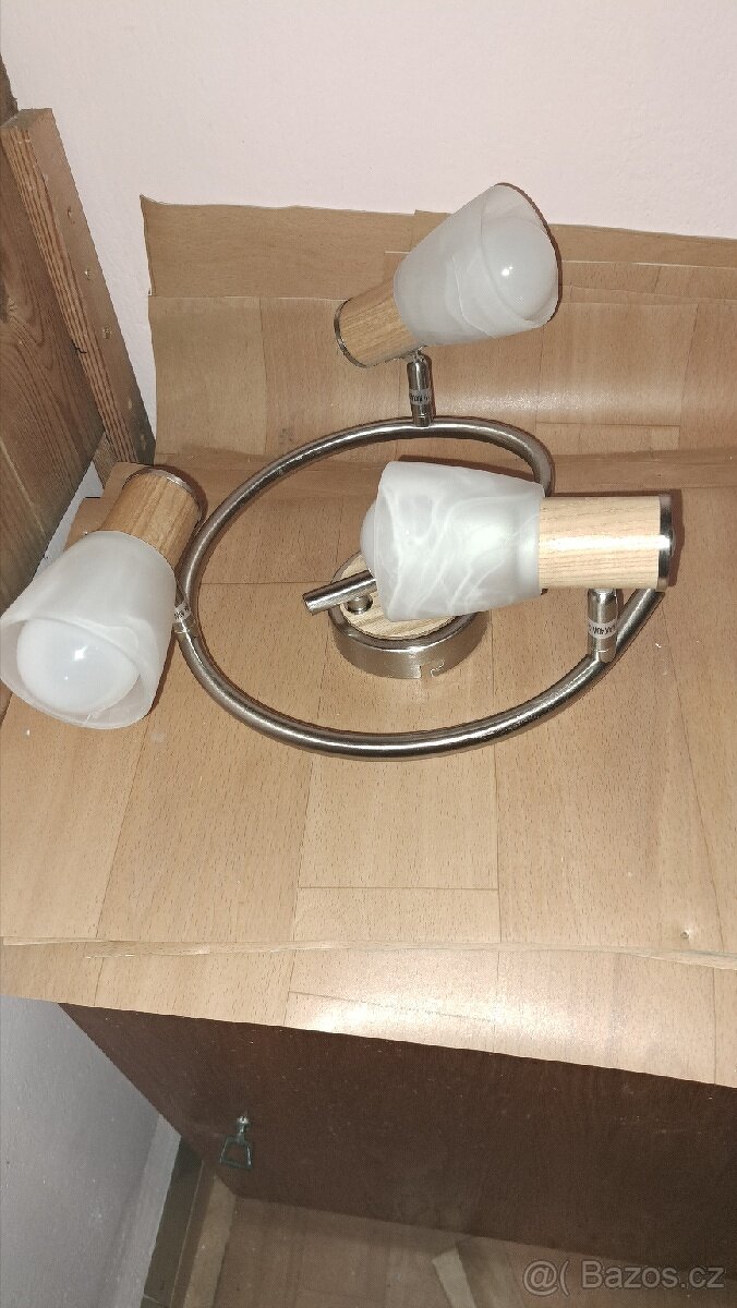 Lustr na 3 zarovky
