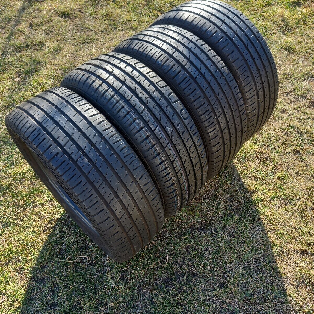 letní pneu BARUM 195/55 R15 V,
