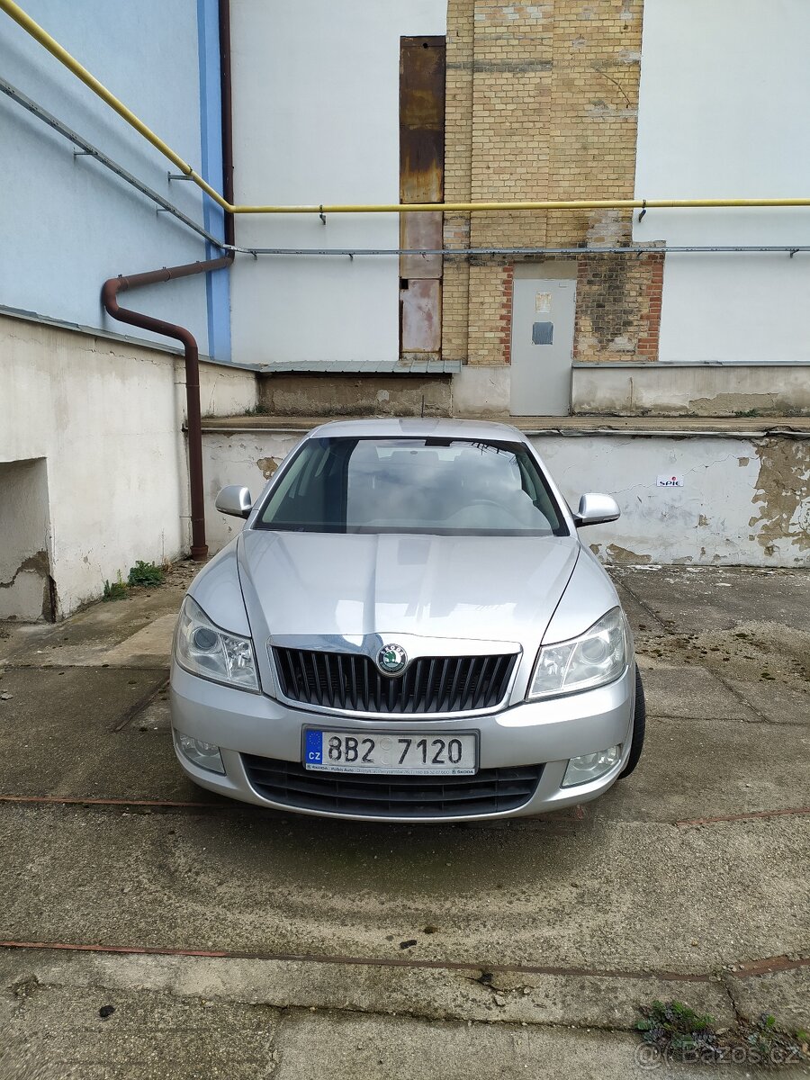 Škoda Octavia II – SPZ 8B2 7120