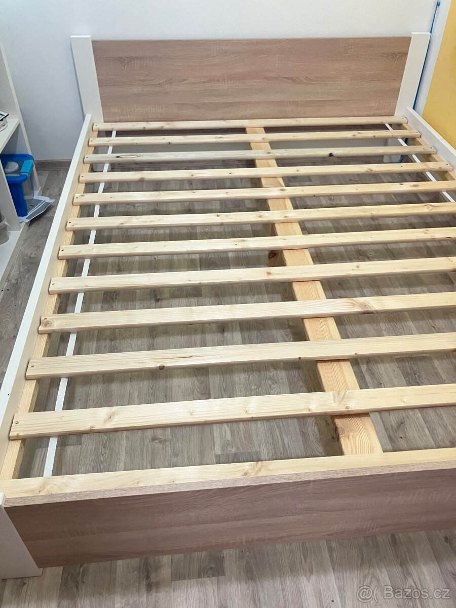 Postel 180x200-jako nová