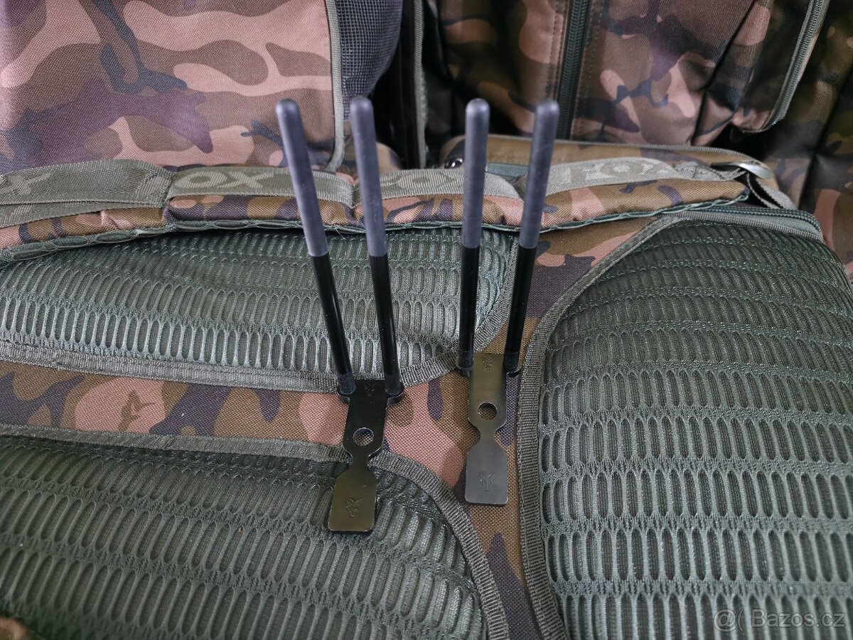 2ks Fox International Black Label Snag Ears and Swinger Plat
