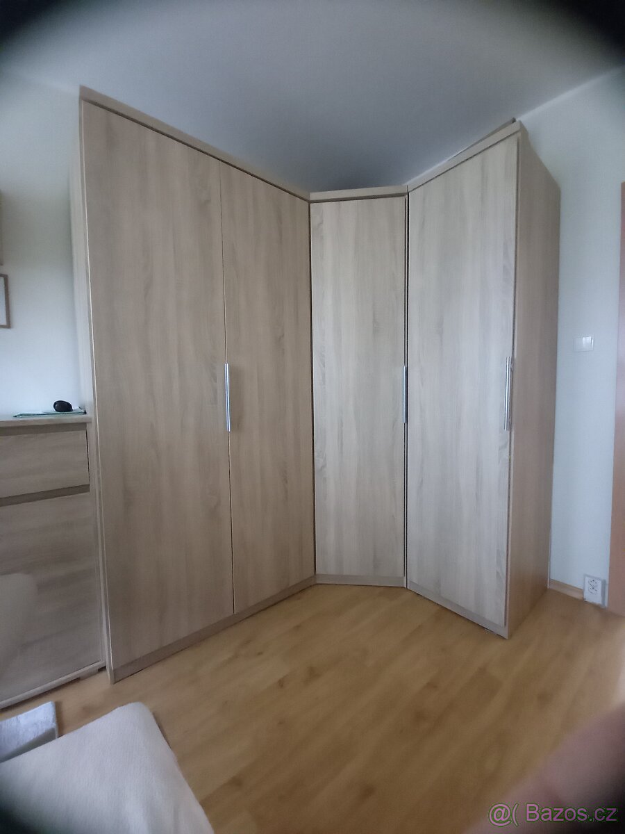 skříně Alexa