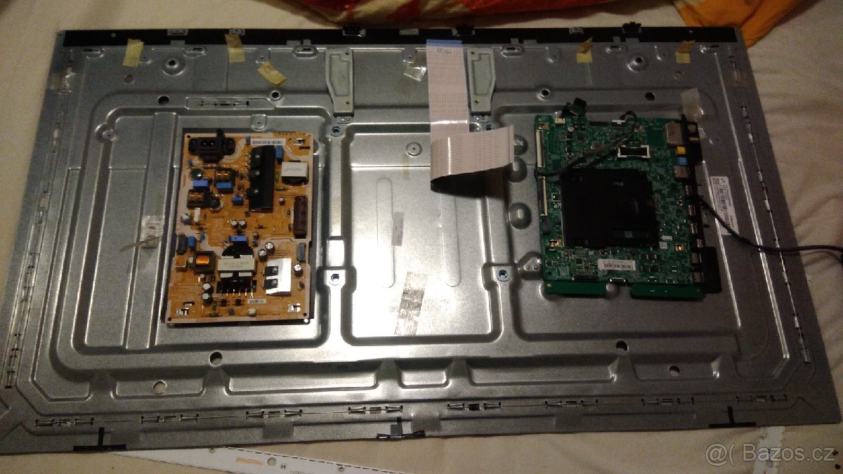 Samsung UE43KU6402U
