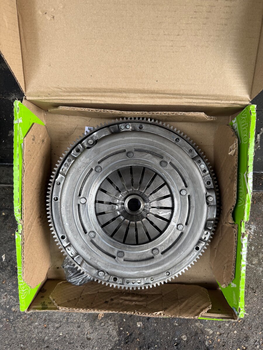 Dvouhmota 1.8t AUQ