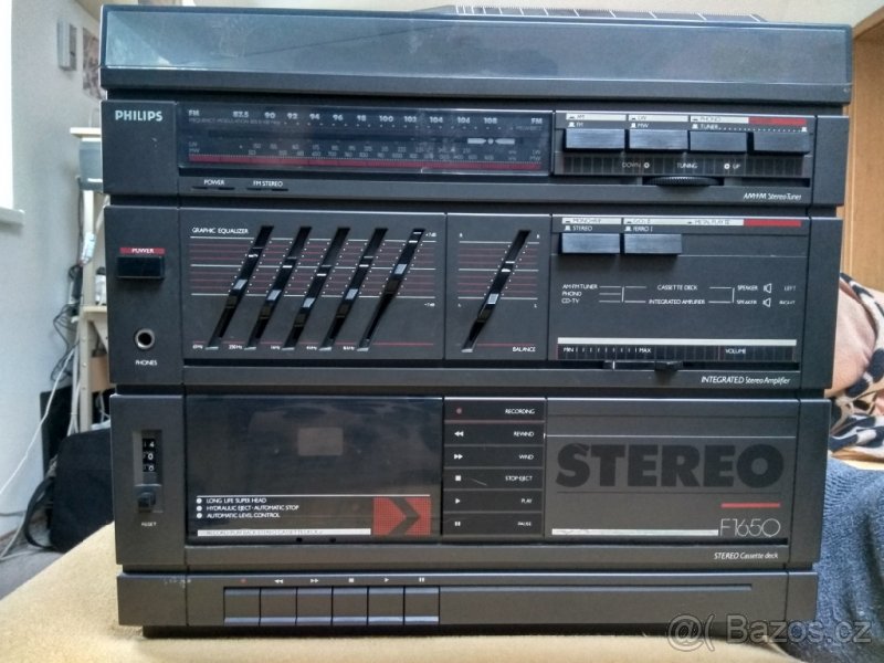 hifi věž Philips s gramofonem