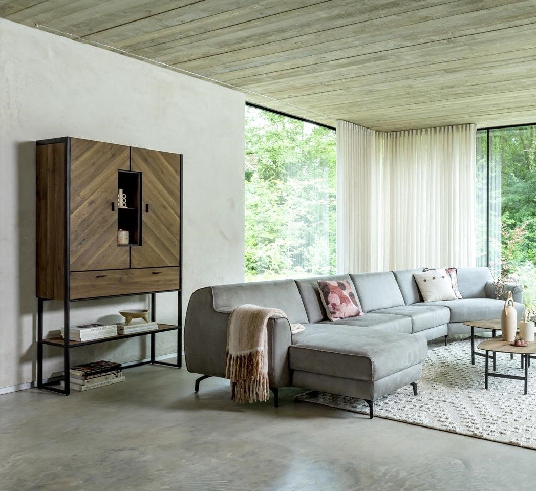 Vitrína / příborník FRESNO – industriální elegance
