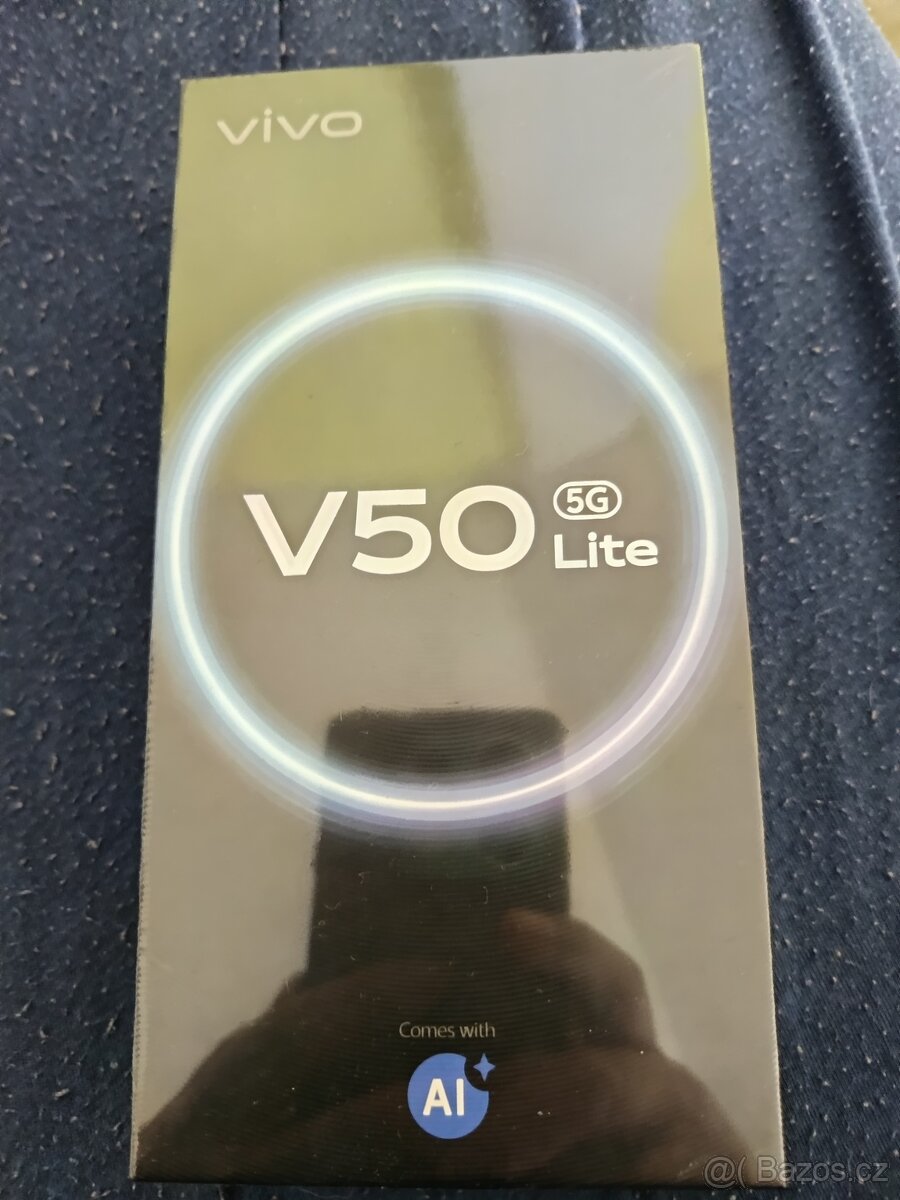 Vivo V 50 lite zlatý
