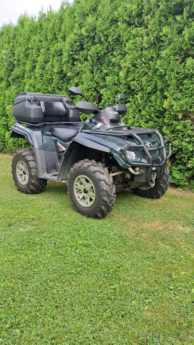 Can-am outlander 650