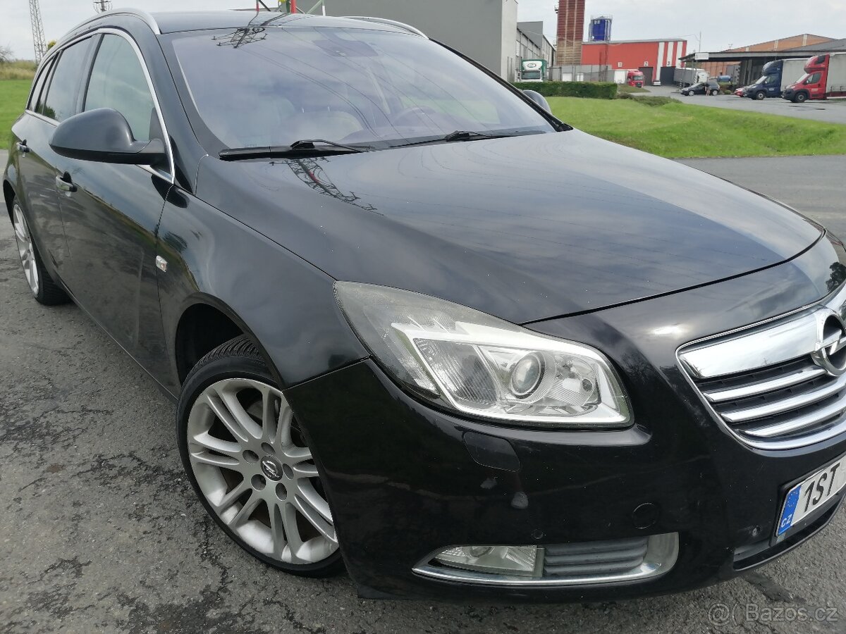 Opel Insignia ST 1.6 TURBO + LPG