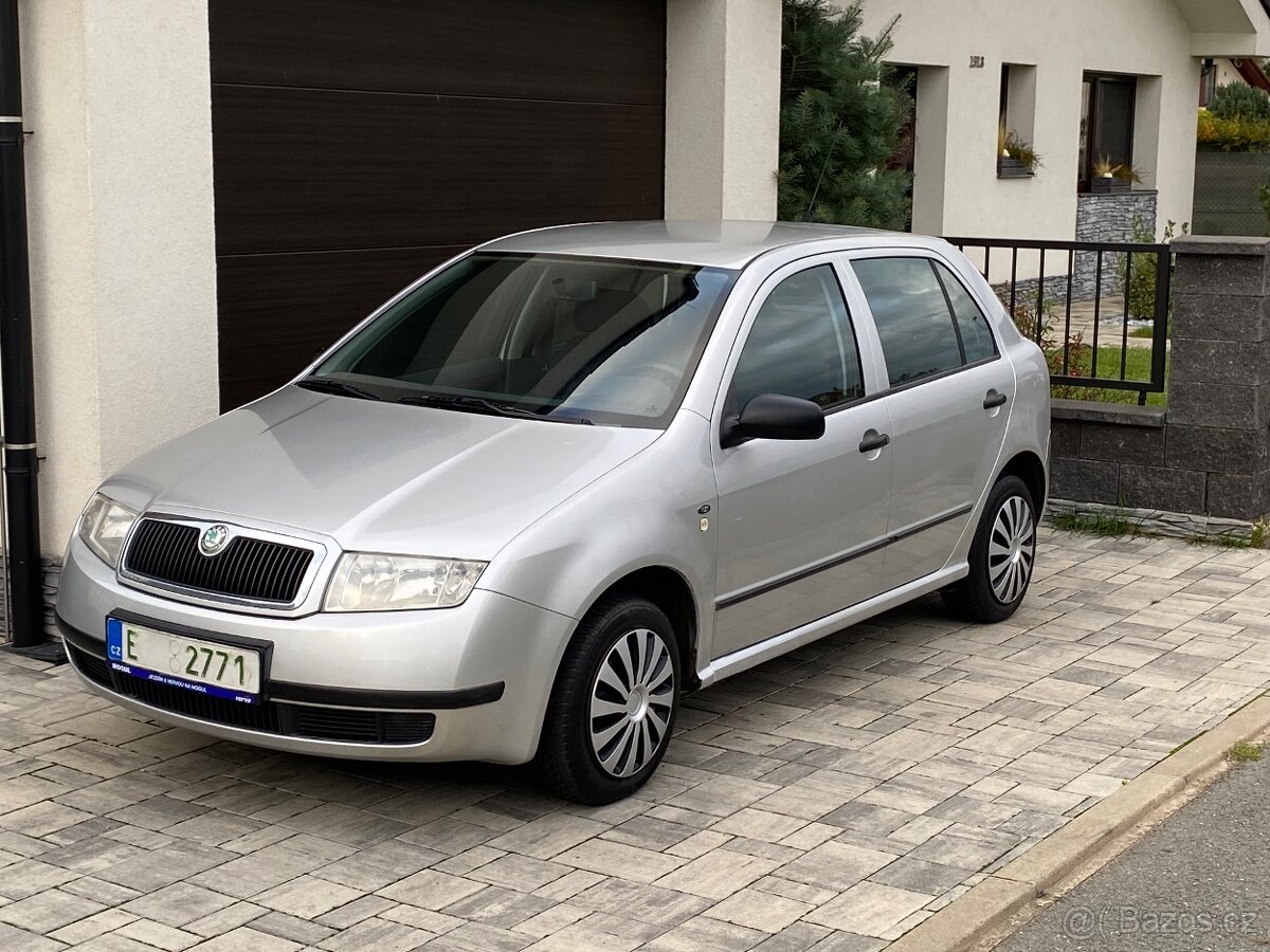 Fabia 1.4 MPI koupeno v ČR, najeto 162 tis,parkovací senzory