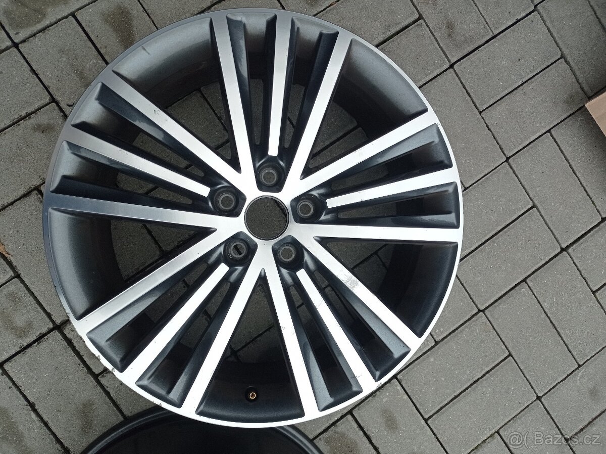Kusové al disky nové, pouzite KOPRETINA SKODA