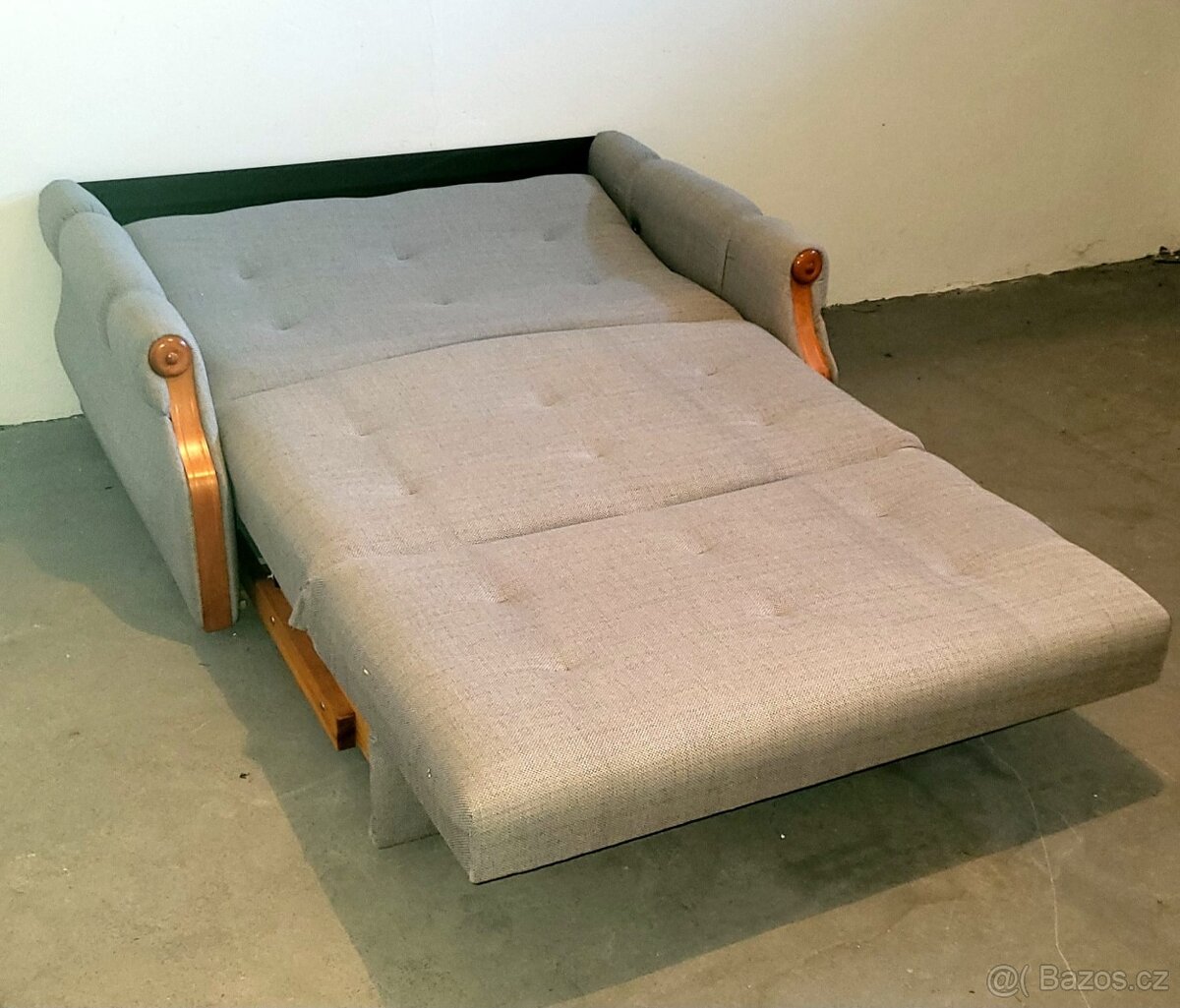 Dvousedak rozkládací s úložným prostorem