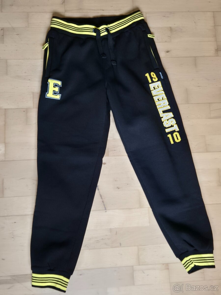 Prodán NOVÉ tepláky EVERLAST
