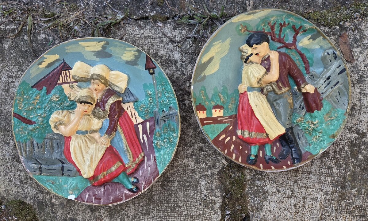 Nástěnné obrazy / desky - sádrové