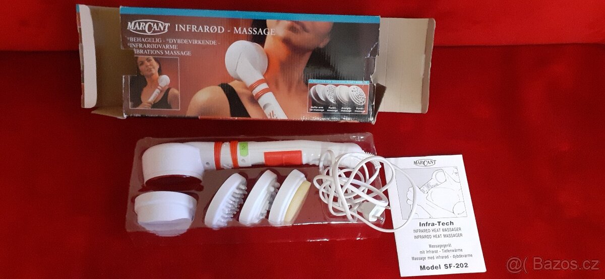 Masážní přístroj s infračerveným světlem