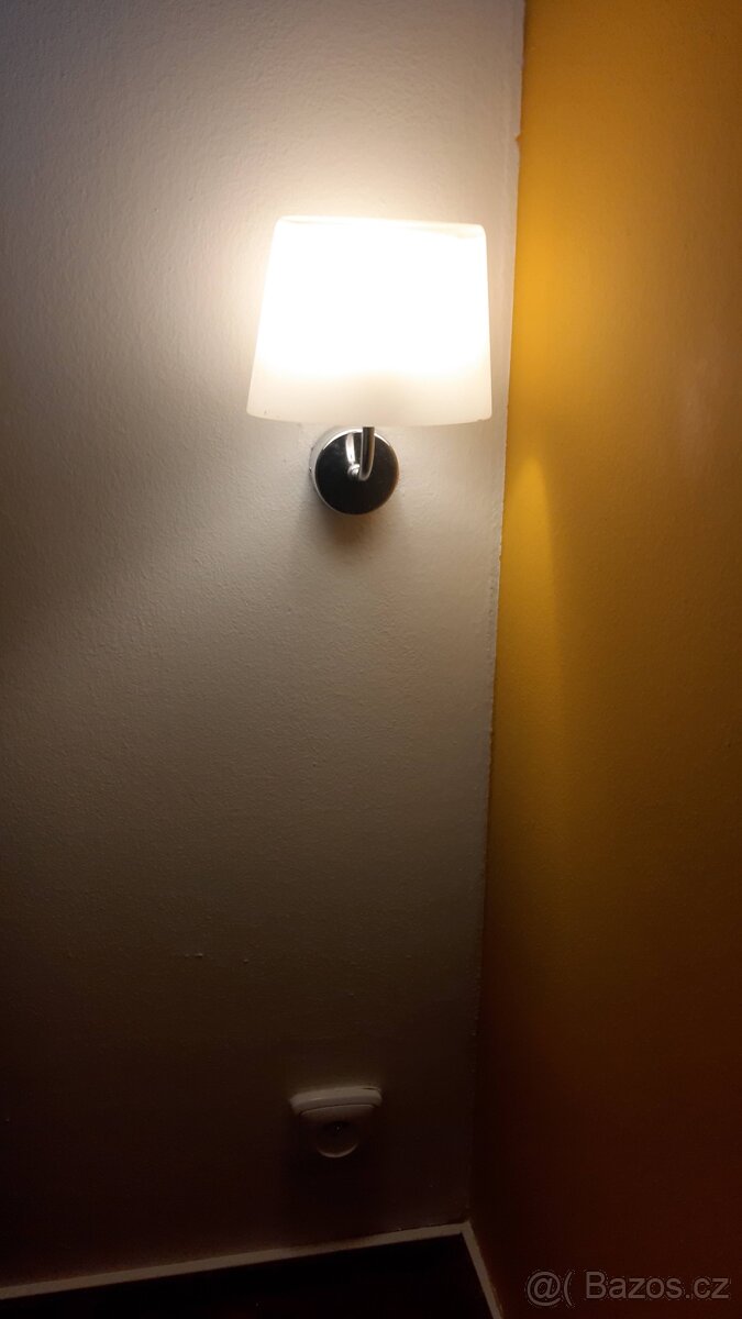 Nástěnná světla LED